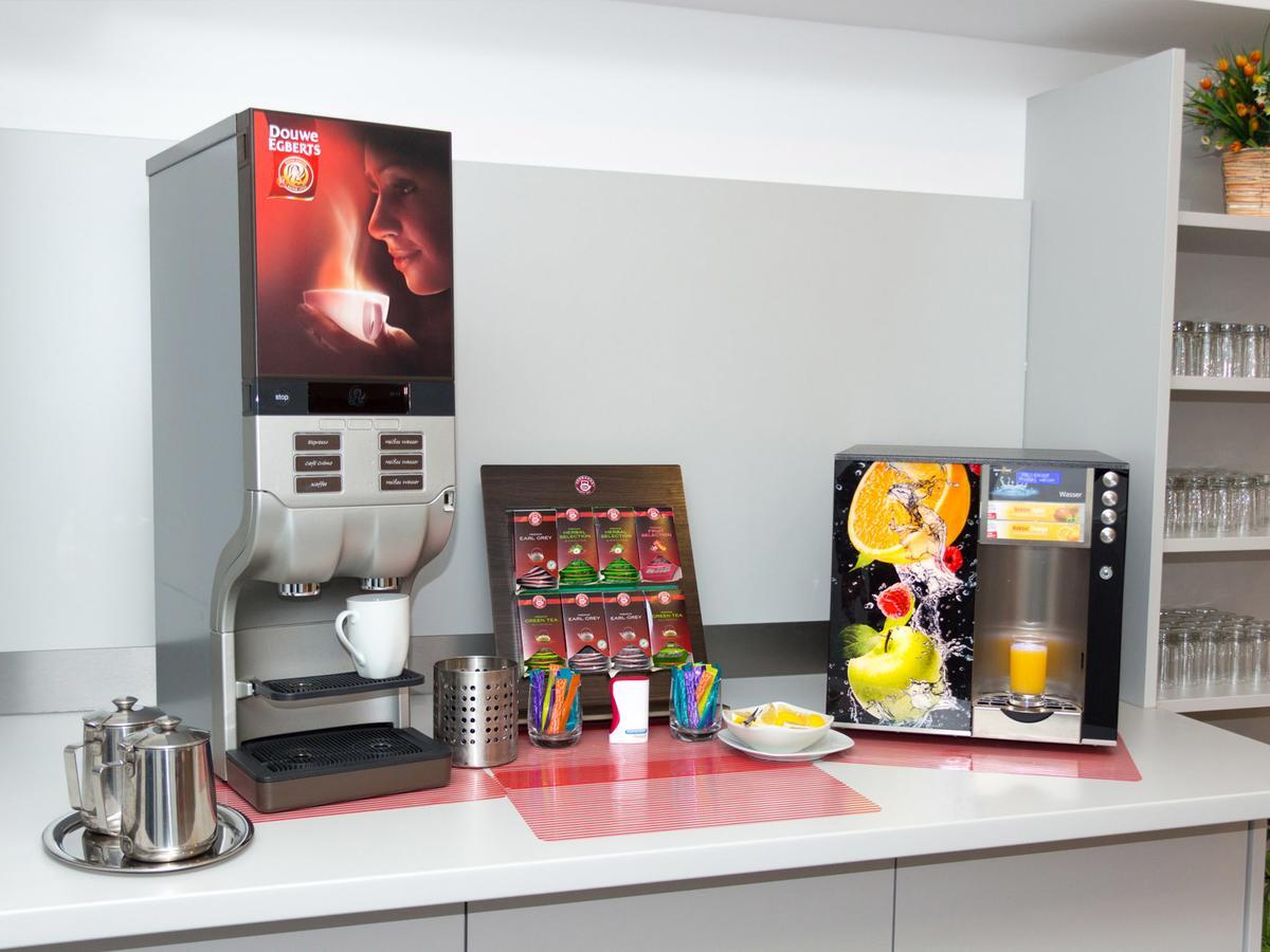 Winbudget "Bed&Breakfast" Wiener Neustadt Eksteriør billede